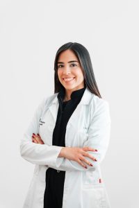 doctora eliana coello cirujana capilar