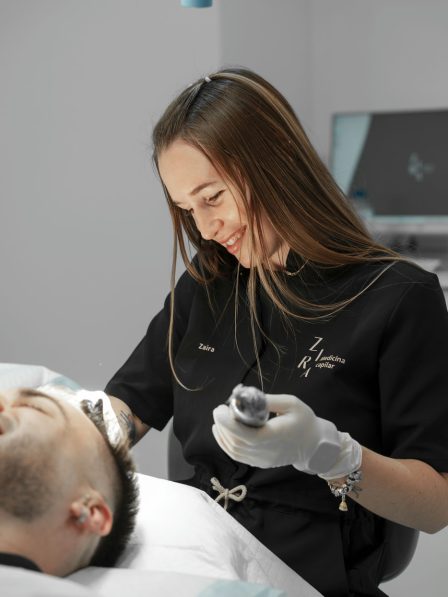 Mesoterapia capilar en Valencia - ZIRA Clinic